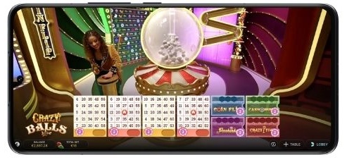 interface mobile de Crazy Balls